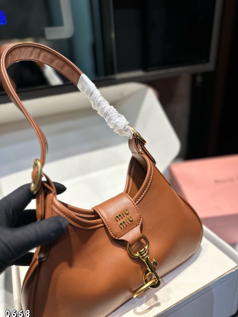  Armpit bag high quality