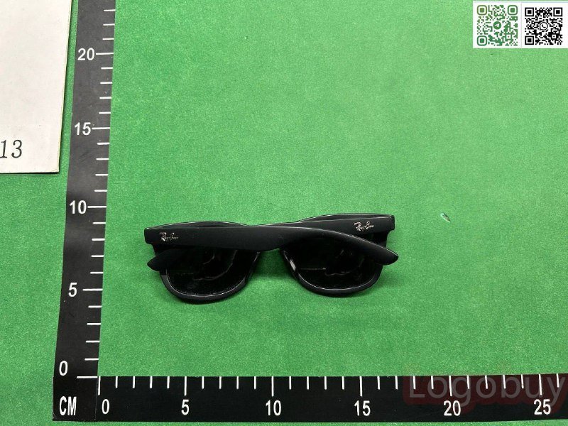 RAY BAN sunglasses