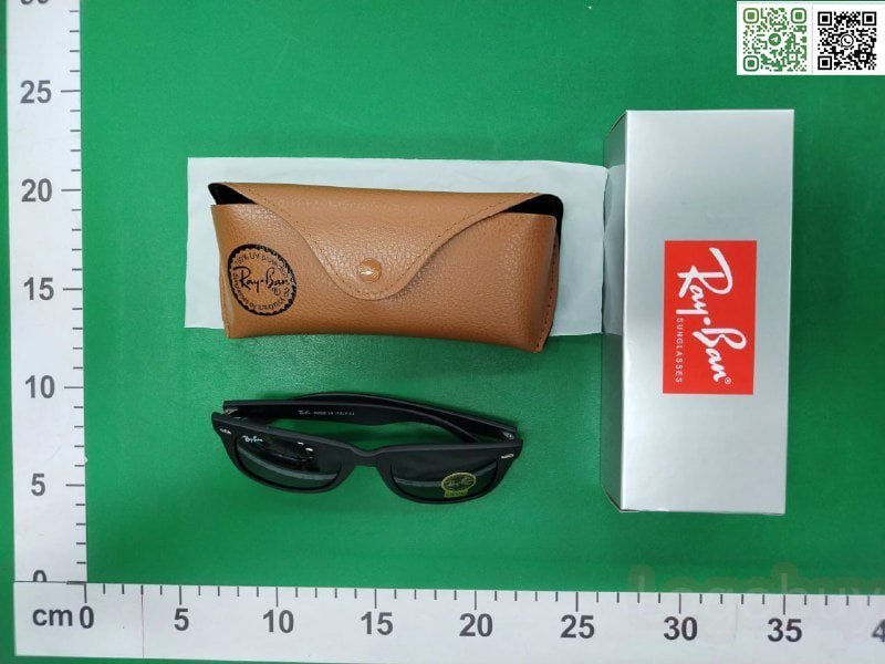 RAY BAN sunglasses