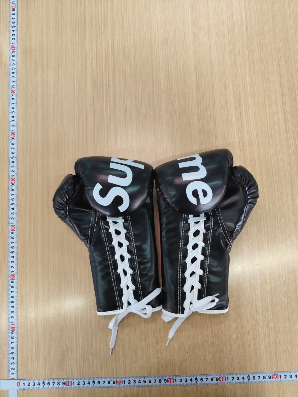 Supreme Boxing Gloves