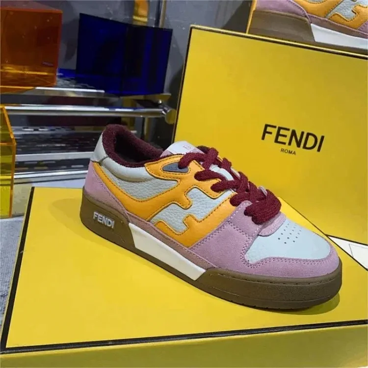 Article:  Fendi Match (https://weidian.com/item.html?itemID=7492838584) 