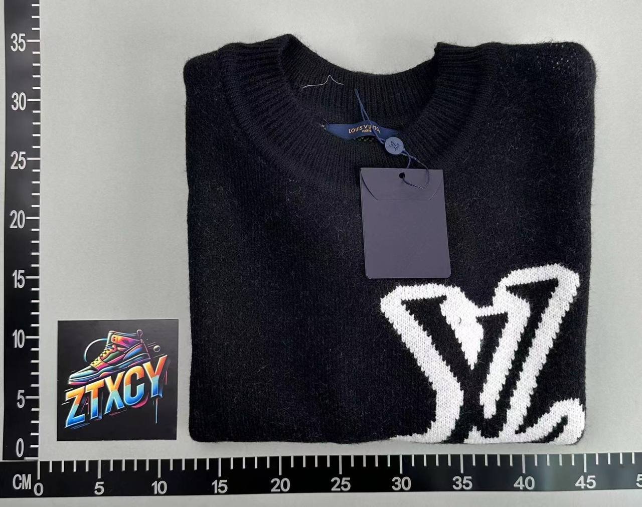 LV Sweater