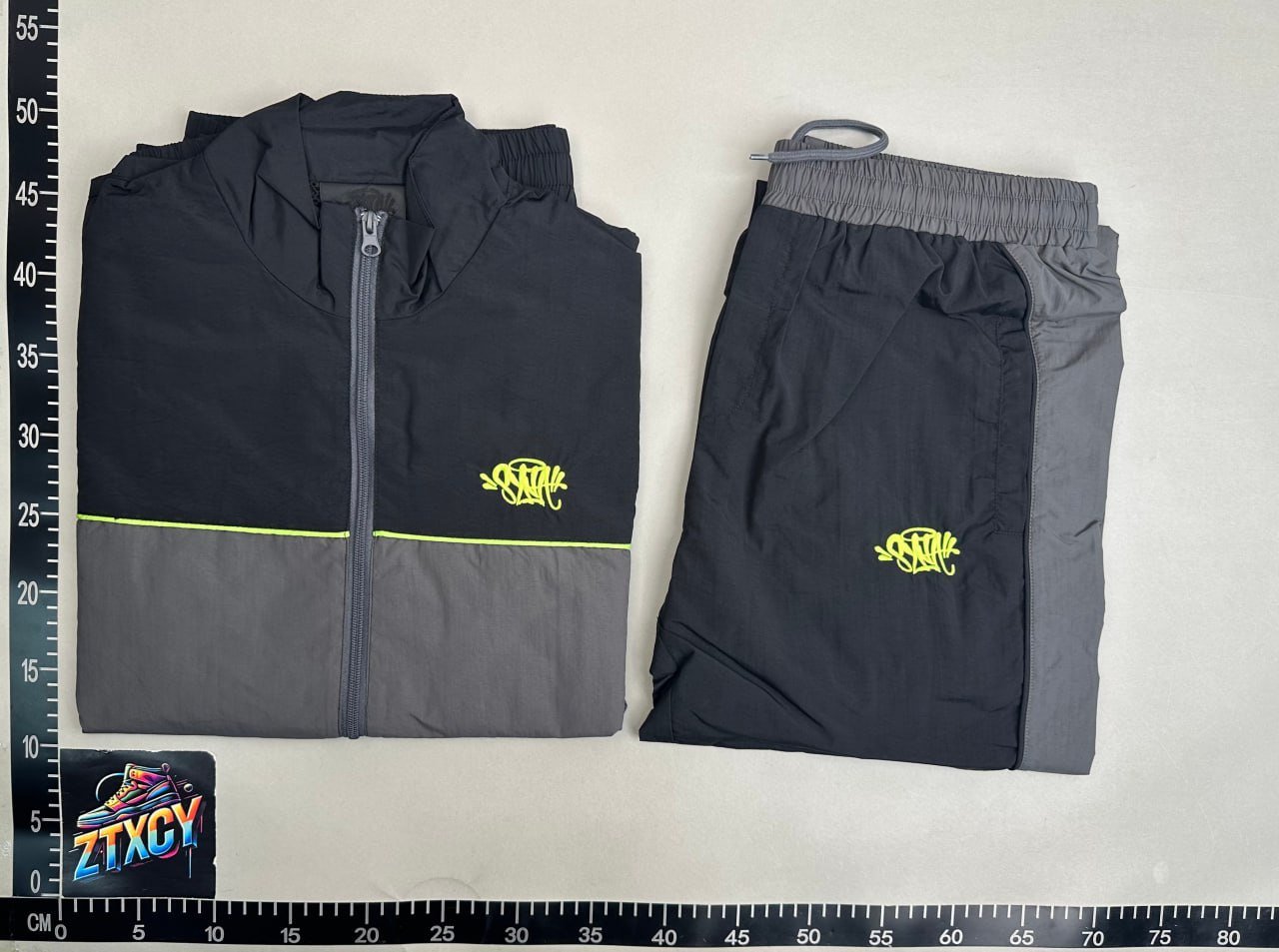 Syna World Suit