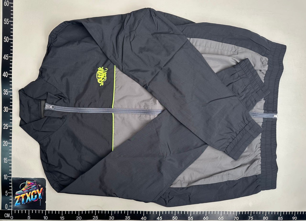 Syna World Suit
