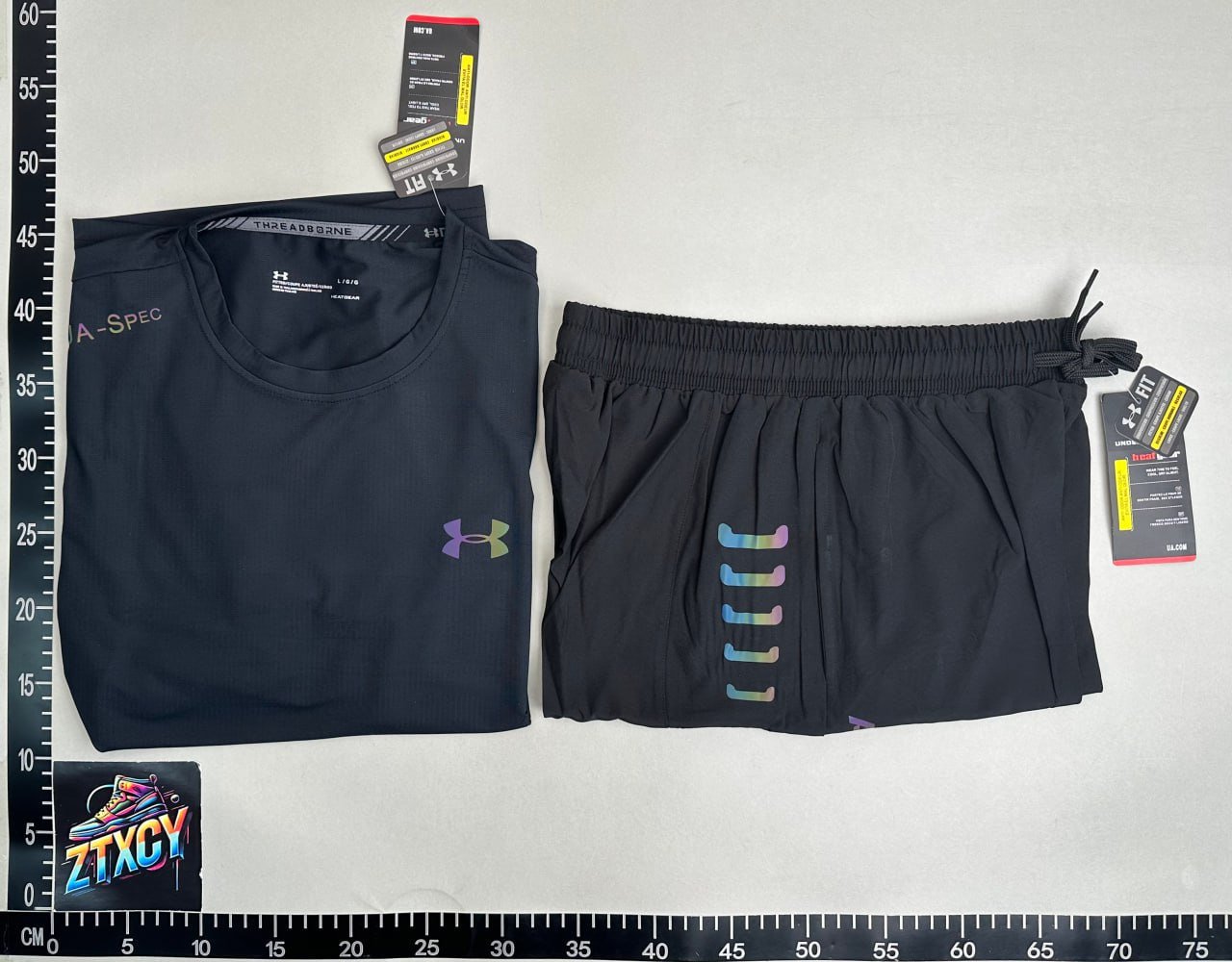 Under Armour T-shirt