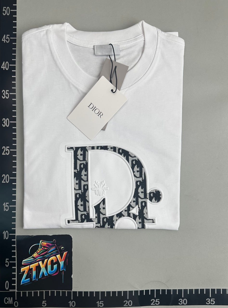 Dior T-shirt