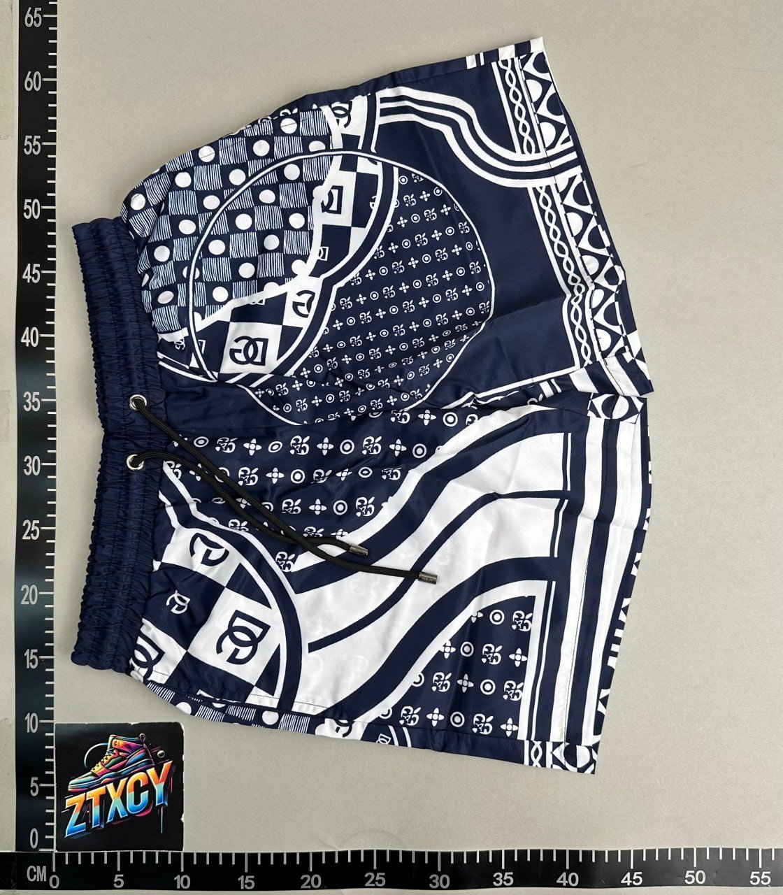  DG shorts