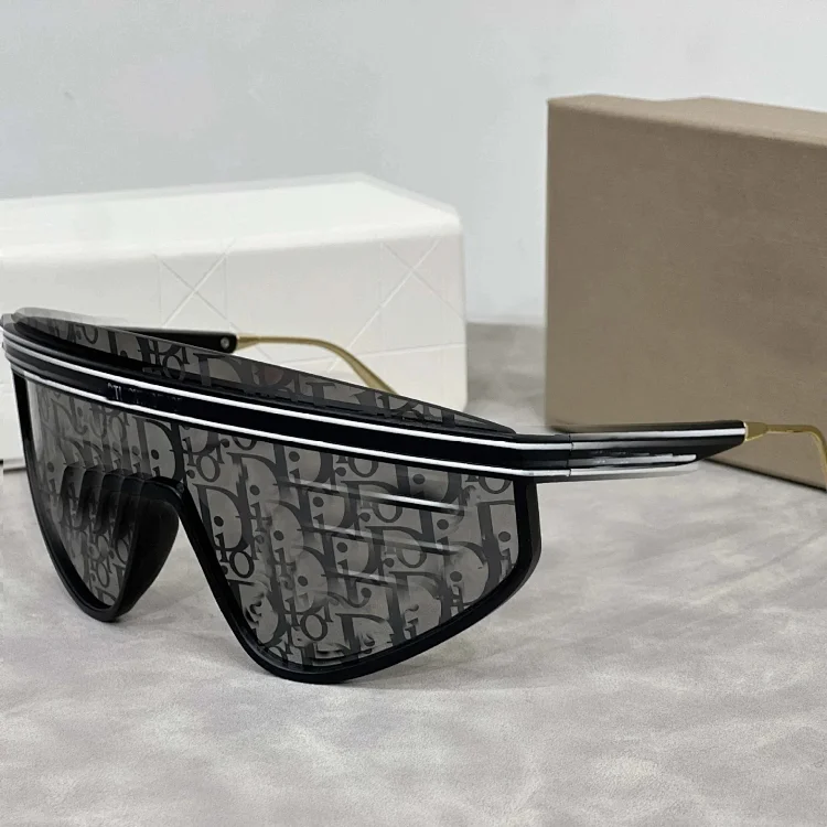 DIOR Glasses
