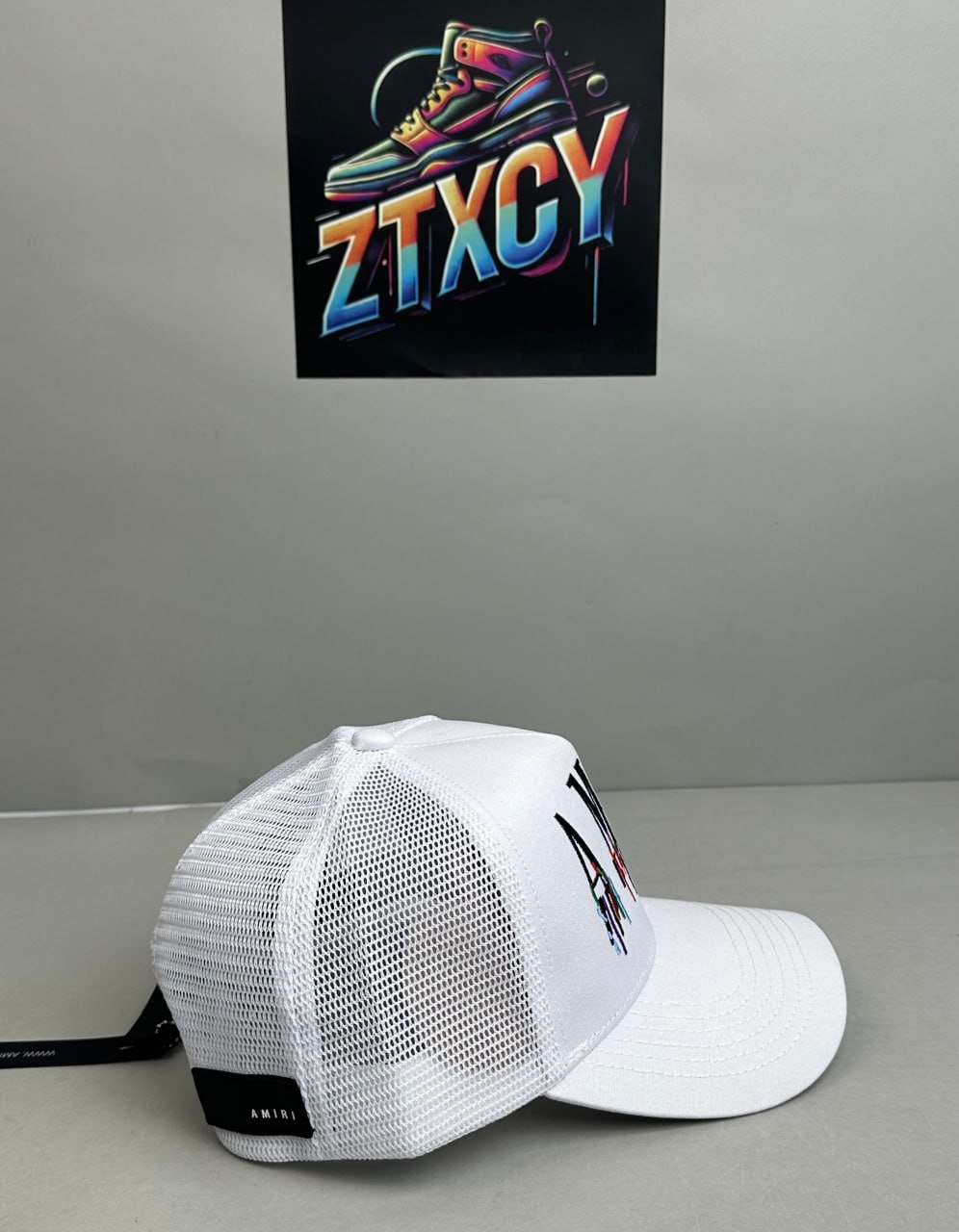 Amiri hat