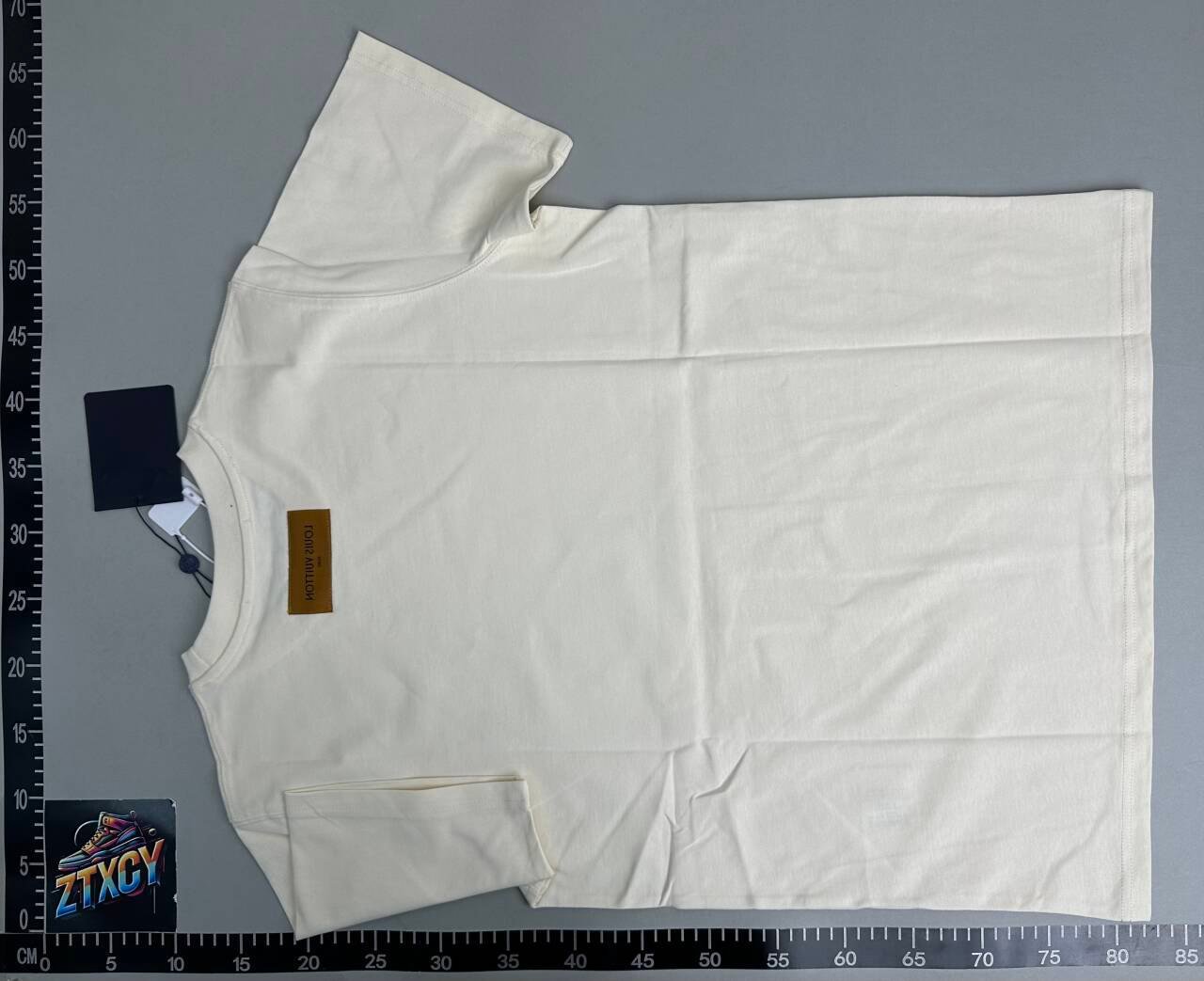 LV T-shirt