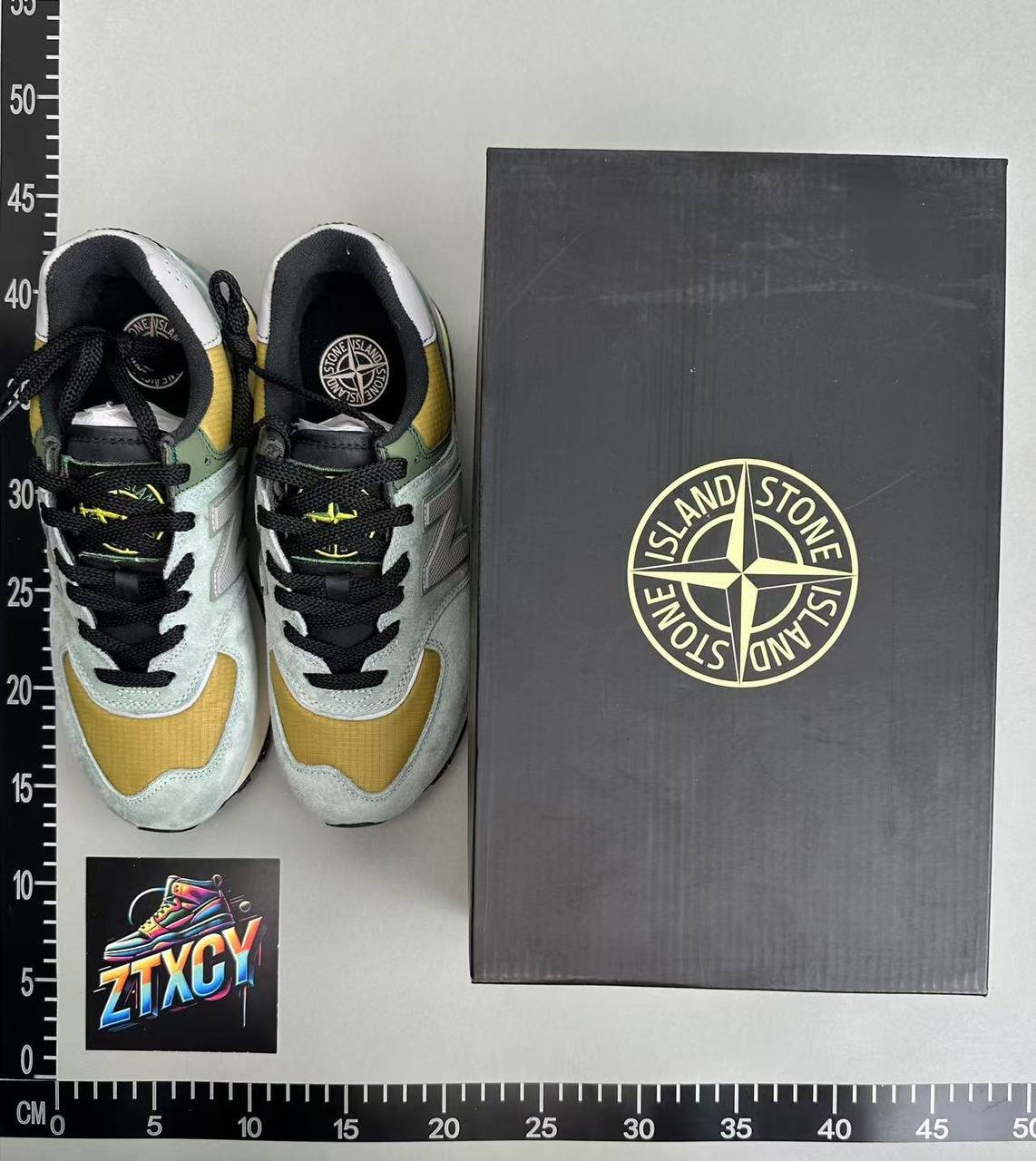 New Balance 574 Legacy x Stone Island
