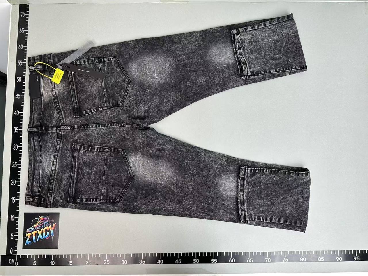 Amiri Jeans
