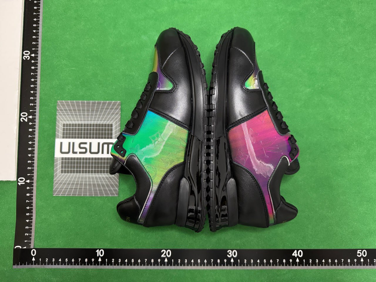 Louis vuitton run away shoes color change