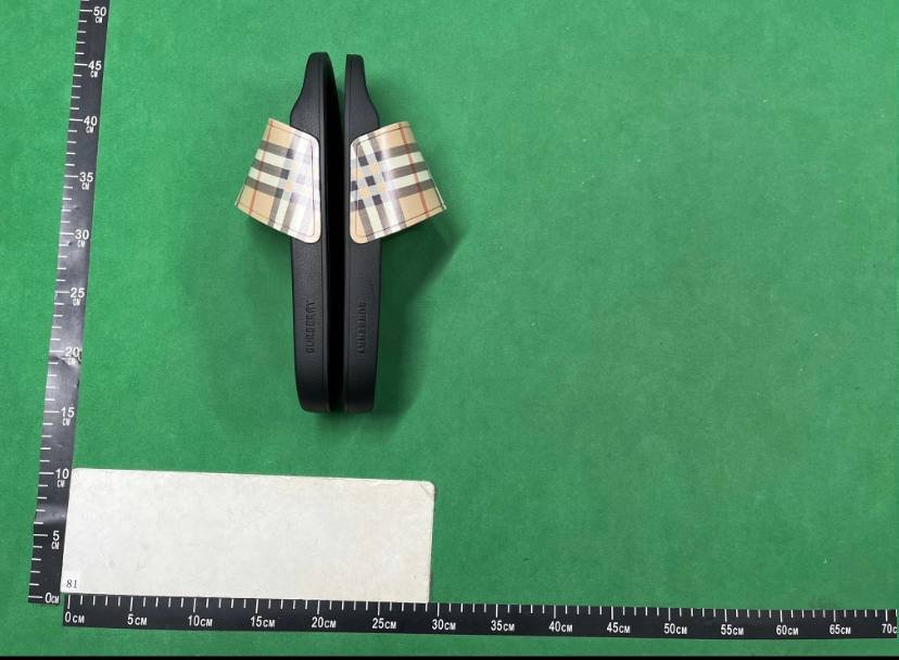 Burberry Slides High version