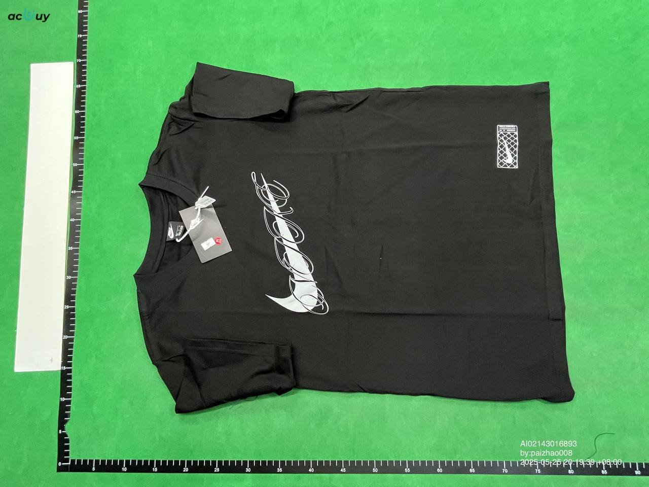 Artículo:Nike tshirts