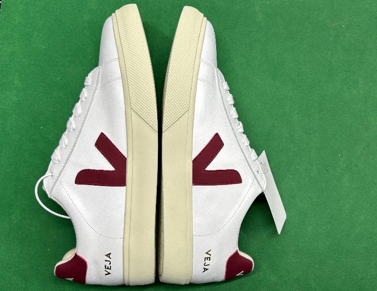 Veja Sneakers