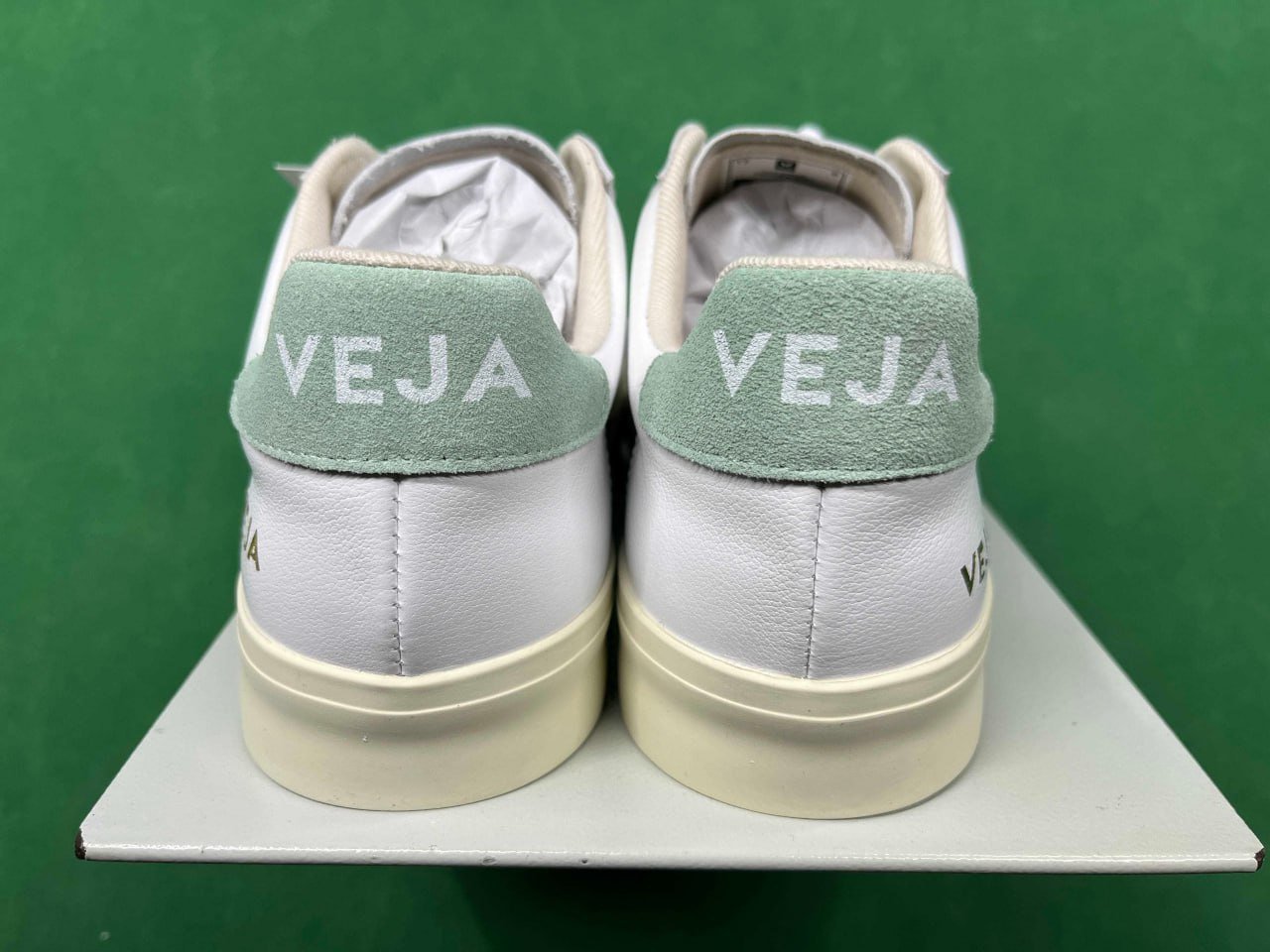 Veja Sneakers