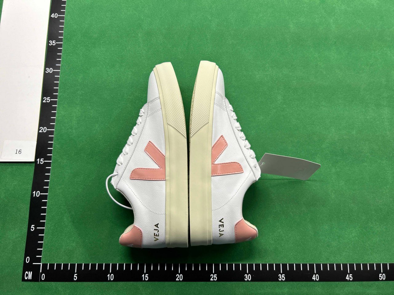 Veja Sneakers