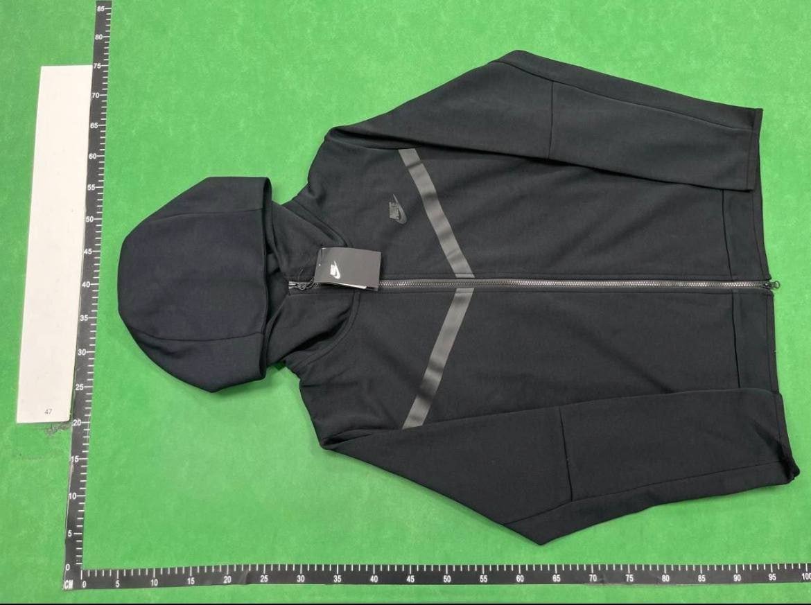 Balenciaga Slippers( 16 + styles)