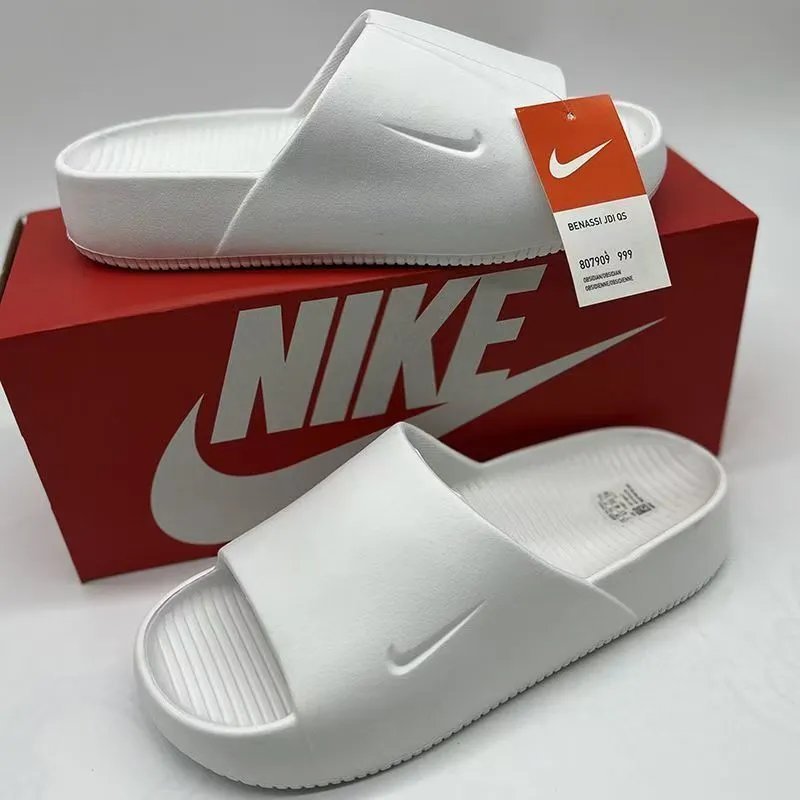Yeezy  Slides/Nike Slides