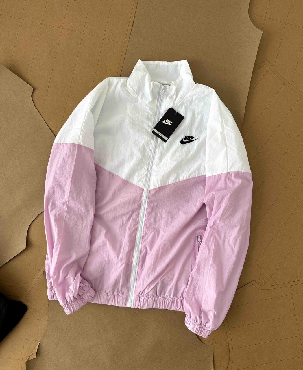 Article:nike sun protective clothing