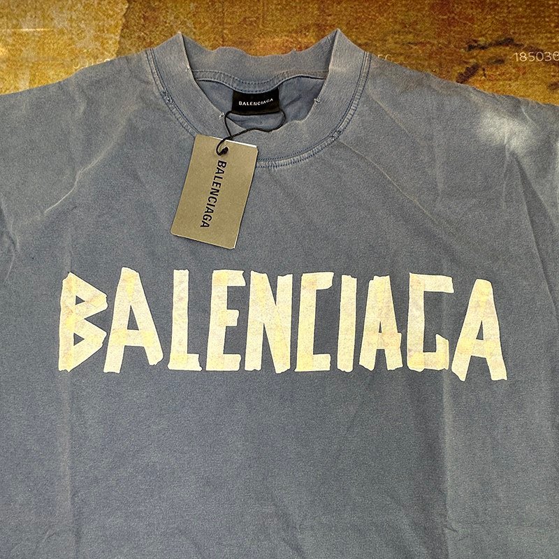 BALENCIAGA T-shirt