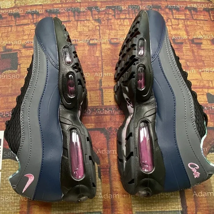 NIKE Air Max 95
