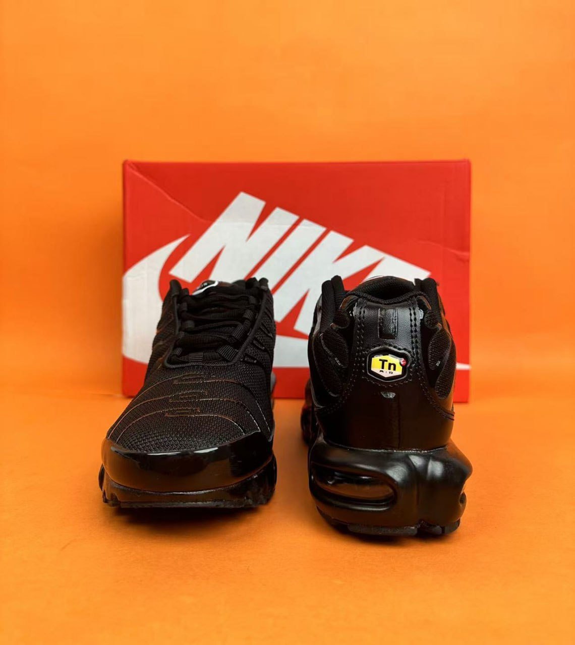 NIKE MAX PLUS TN