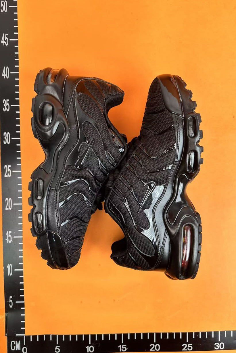 NIKE MAX PLUS TN