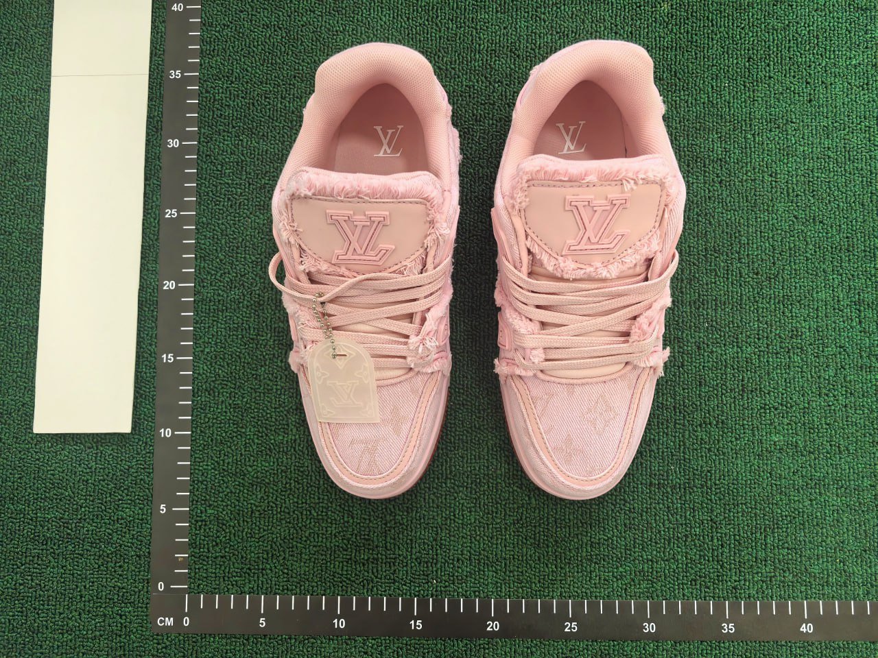Louis Vuitton Trainer Sneaker Low