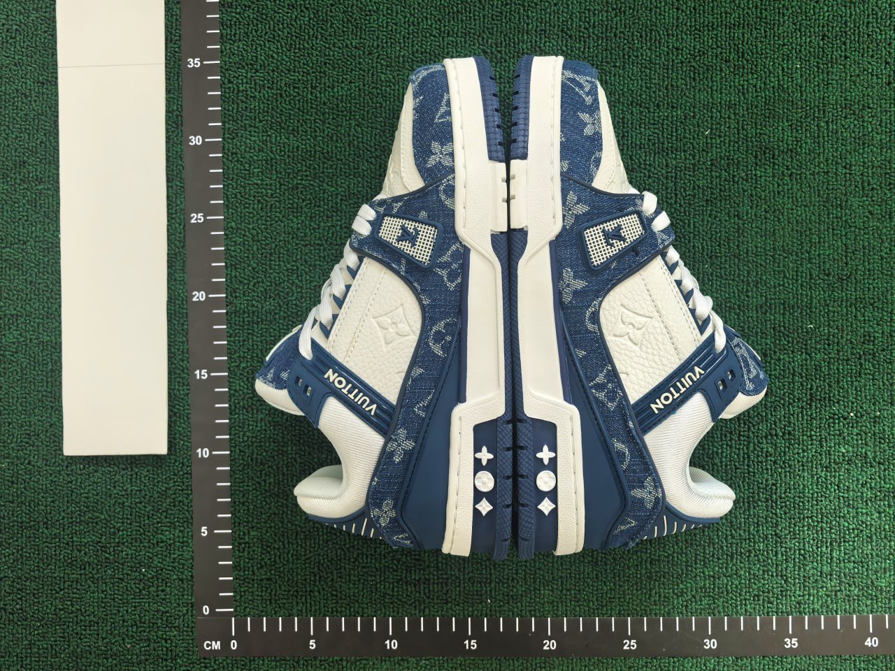 Louis Vuitton Trainer Sneaker Low