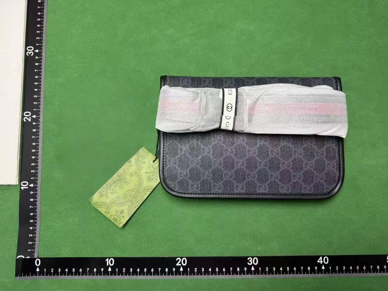 Gucci Old Fanny pack and chest bag