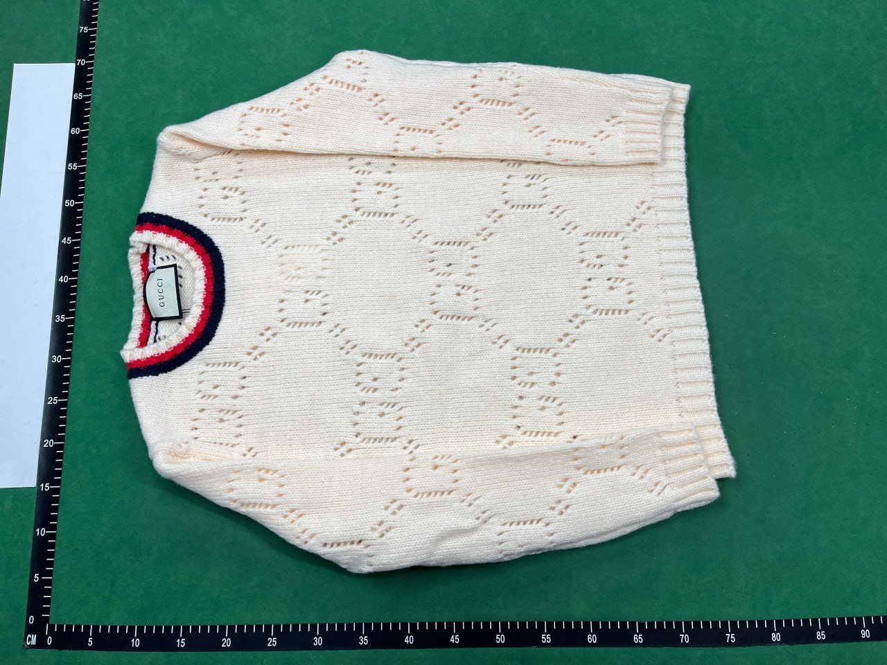 Gucci knitted sweater/hoodie&down jacket&down vest&coat