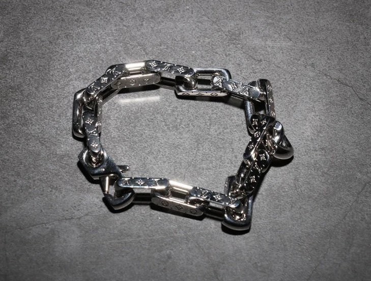 LV Bracelet high quality