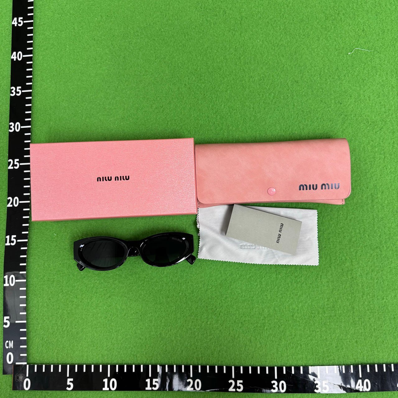 miumiu sunglasses（30+ styles）