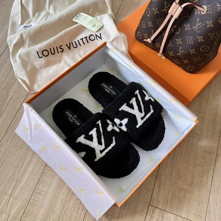 LOUIS VUITTON plush 