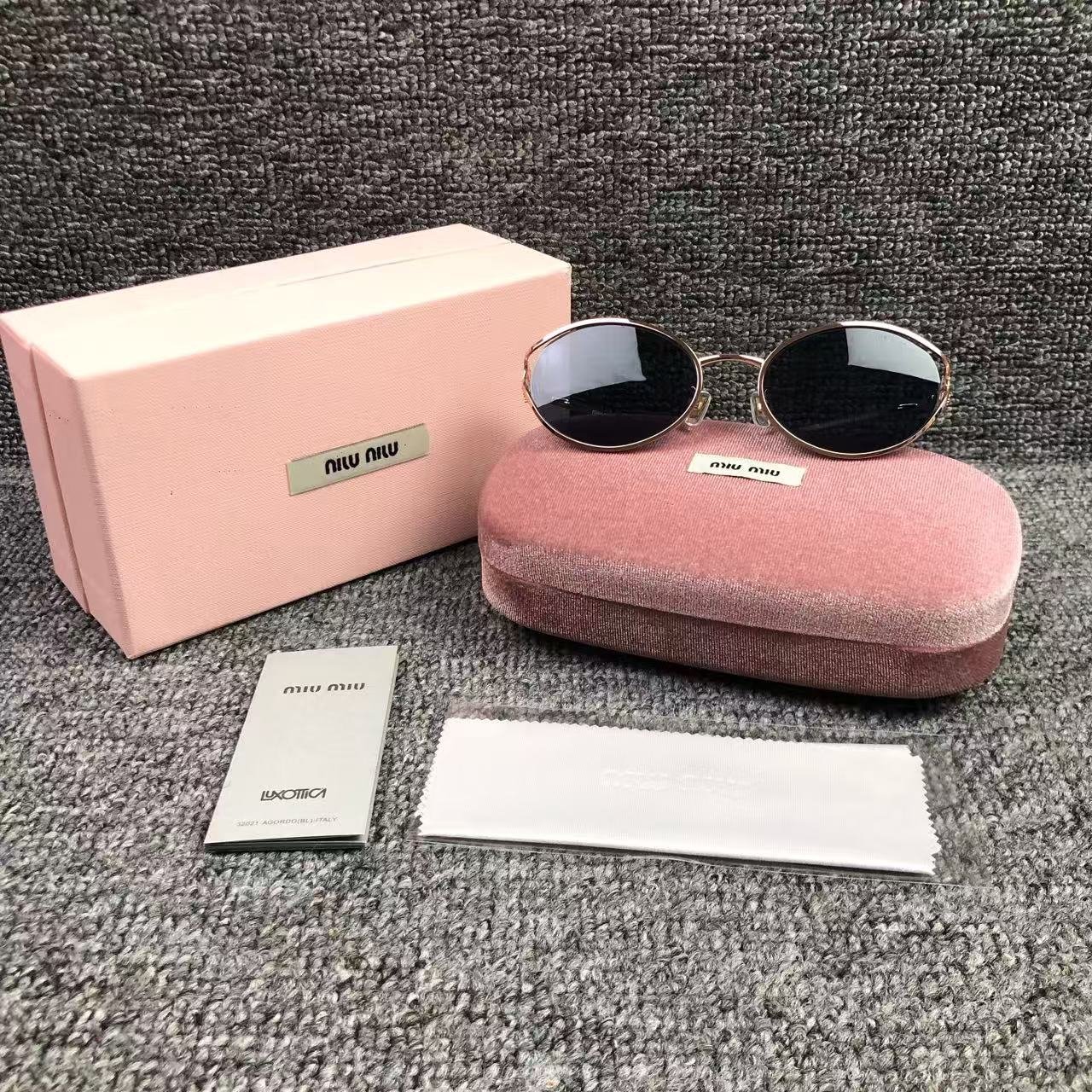 miu miu Glasses