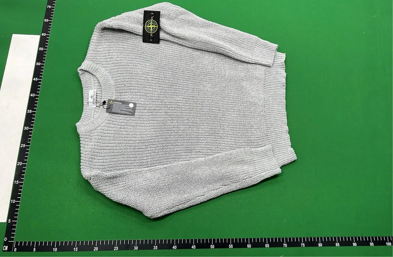 Stone Island Sweater (30+)