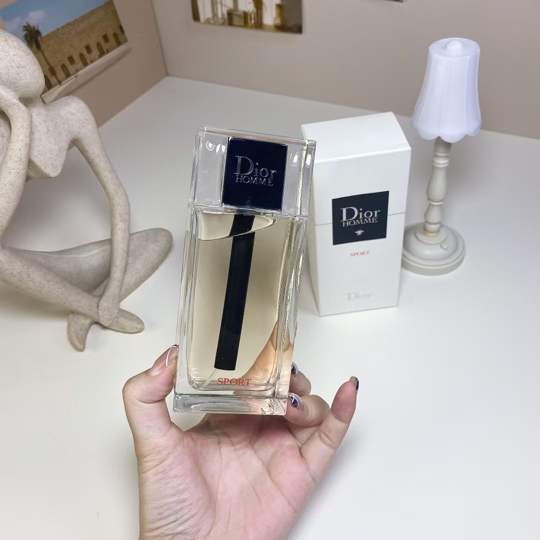 Dior  Parfume