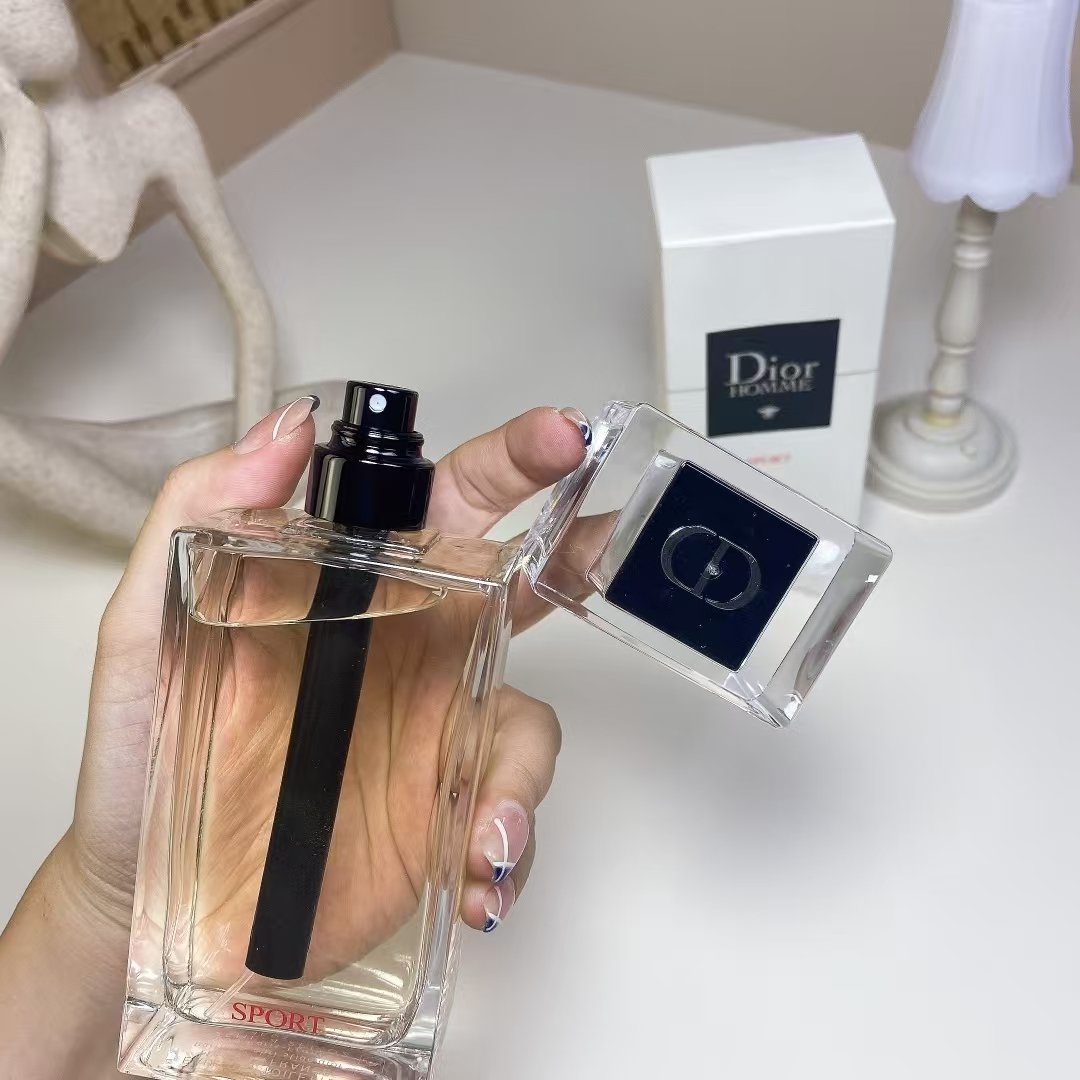 Dior  Parfume