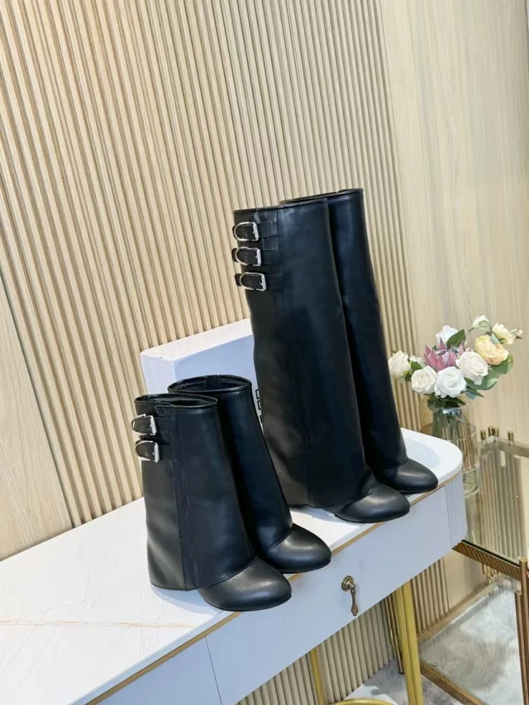 Shark Lo leather boo