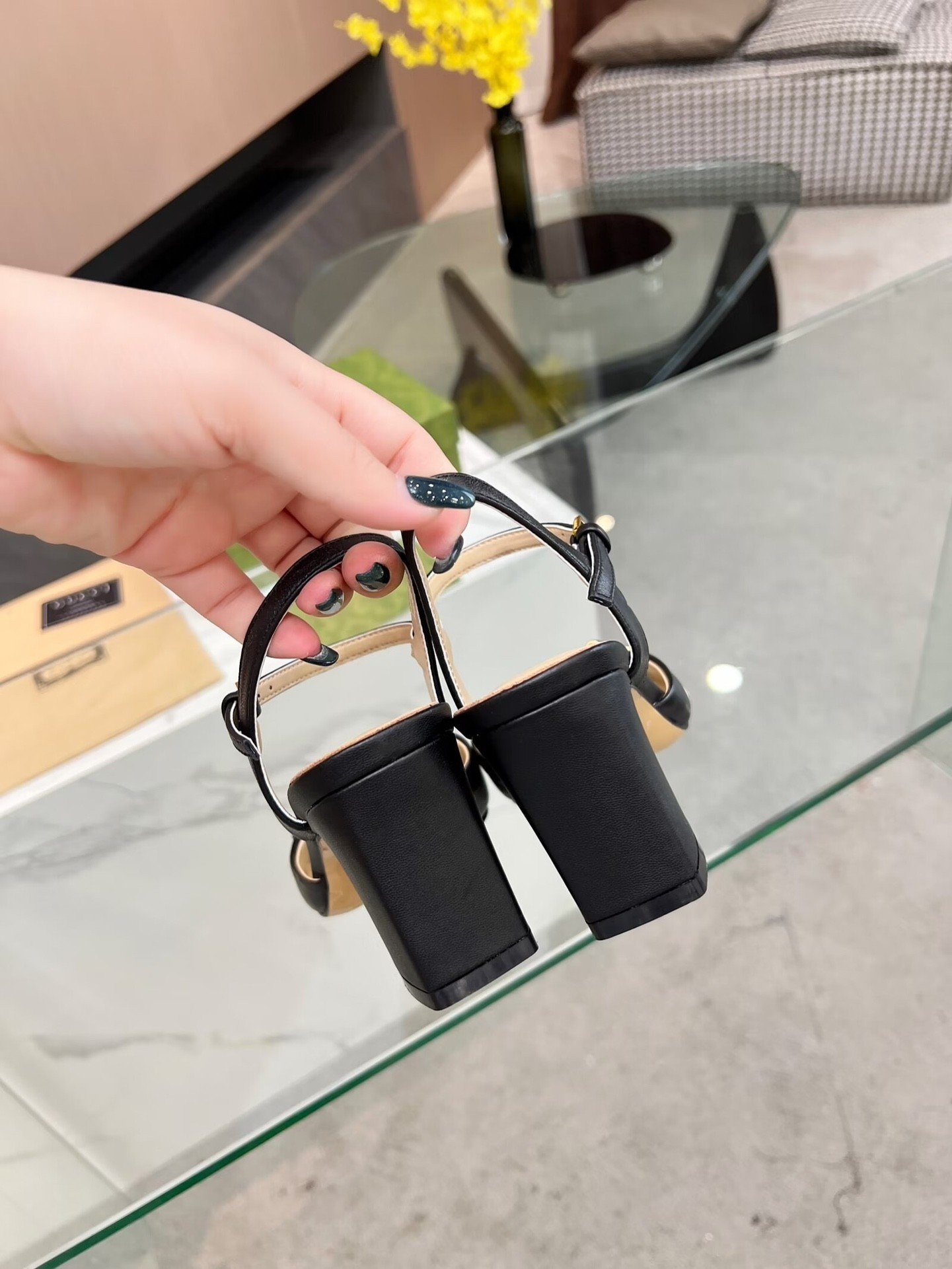 New GUCCI high-heeled sandals