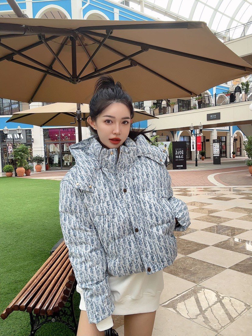 Dior Winter New Collection Classic Monogram Jacquard Slim Fit Warm Short Down Jacket for Women