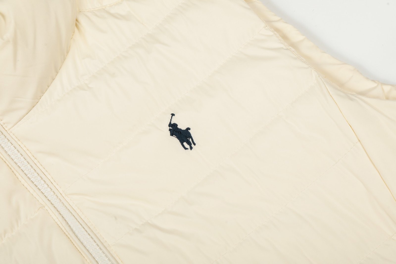 RL Ralph Lauren Women's Classic Lightweight Down Vest with Embroidered Warm Stand Collar, Casual and Versatile