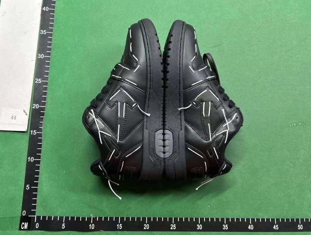 OFF-WHITE Out Of Office