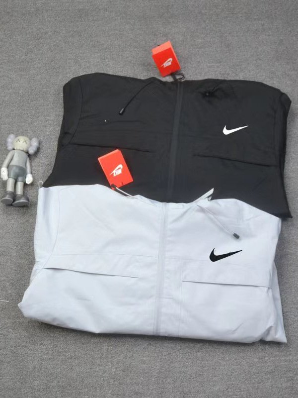 Nike hooded jacket, casual outdoor windbreaker jacket.