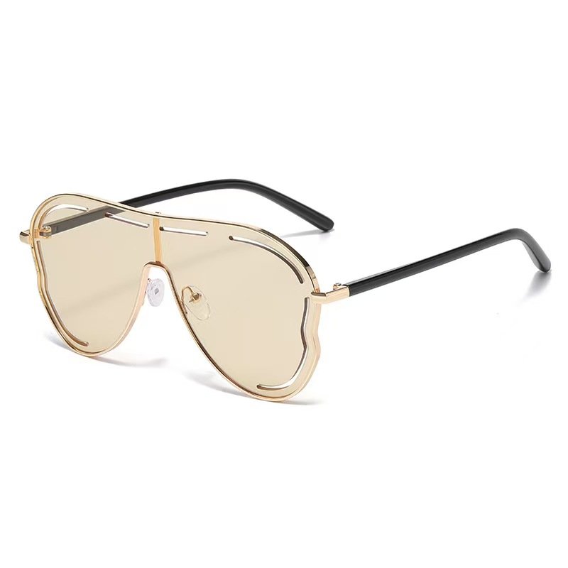 Oversized sunglasses