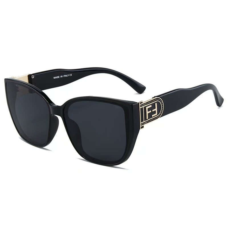 Oversized sunglasses