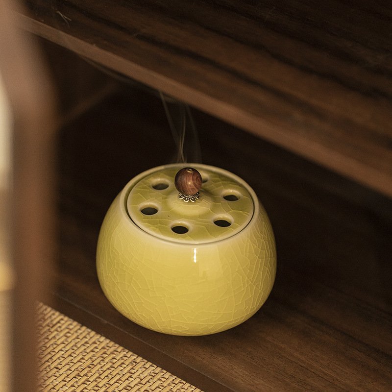 Ge Kiln Incense Burner, Household Ceramic Incense Burner for Buddhist Offerings, Indoor Sandalwood and Agarwood Incense Burner, Craft Ornament