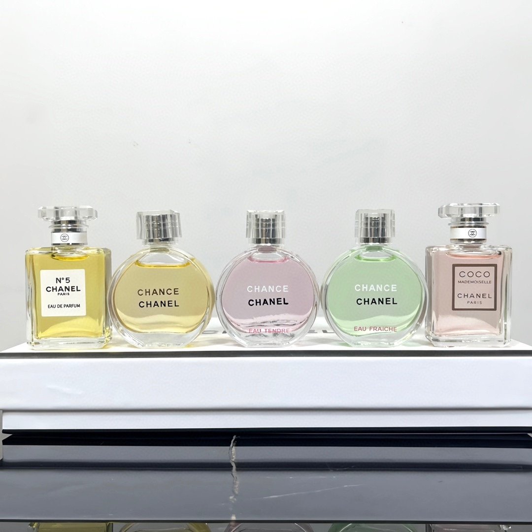 Chanel perfume sample set (5 pieces)